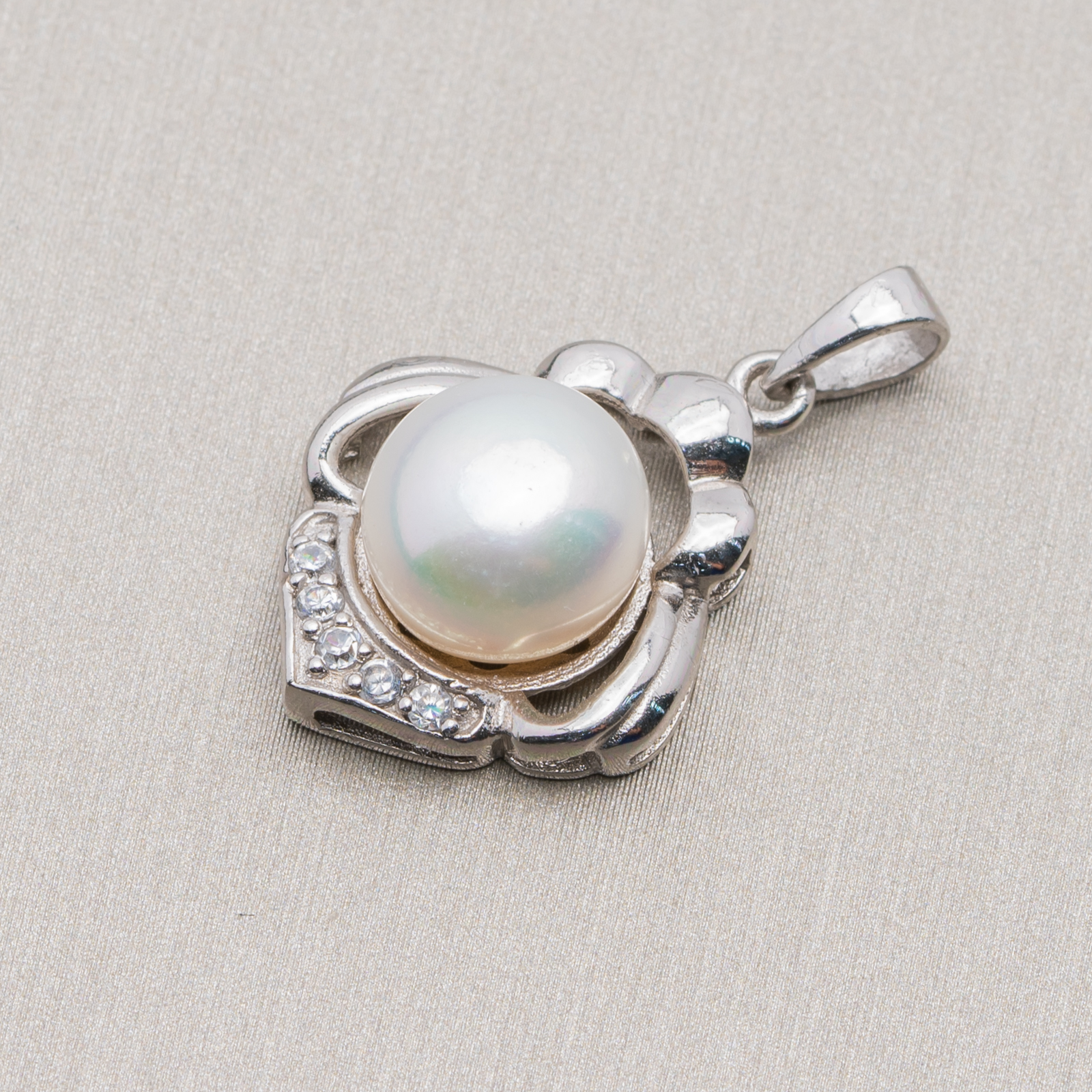 Ciondolo Pendente Di Argento 925 Rombo Lavorato Con Zirconi E Perle Di Fiume 16x25mm