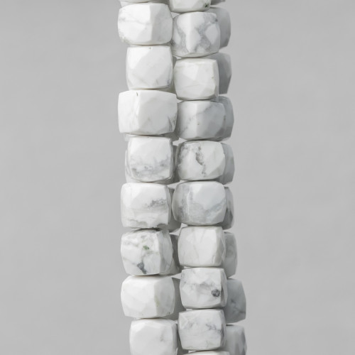 Indische Steine, maschinengeschnittener Würfel, facettierter Draht, 14–15 cm Durchmesser, 8–10 mm Aulit