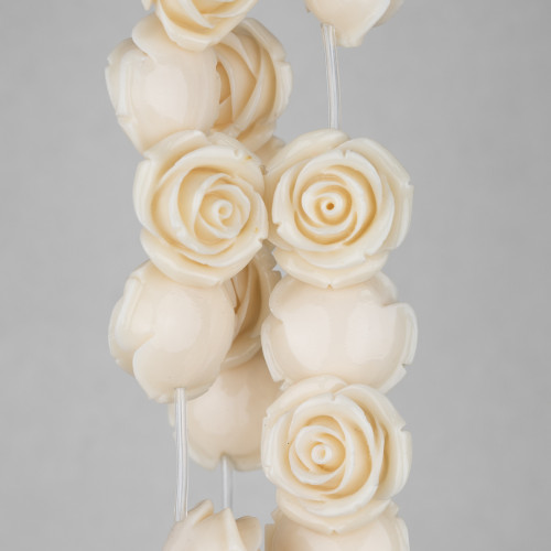 Harzperlen Blume 25 mm 18 Stück – Durchgangsloch – Weiß