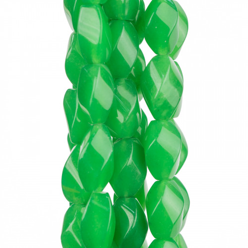 Emeraldite Jade Wavy Oval 09x16mm Transparent