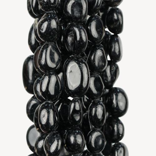 Pierre roulée tourmaline noire 6x8mm