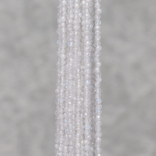 Labradorite blanche à facettes taille diamant 2,2 mm
