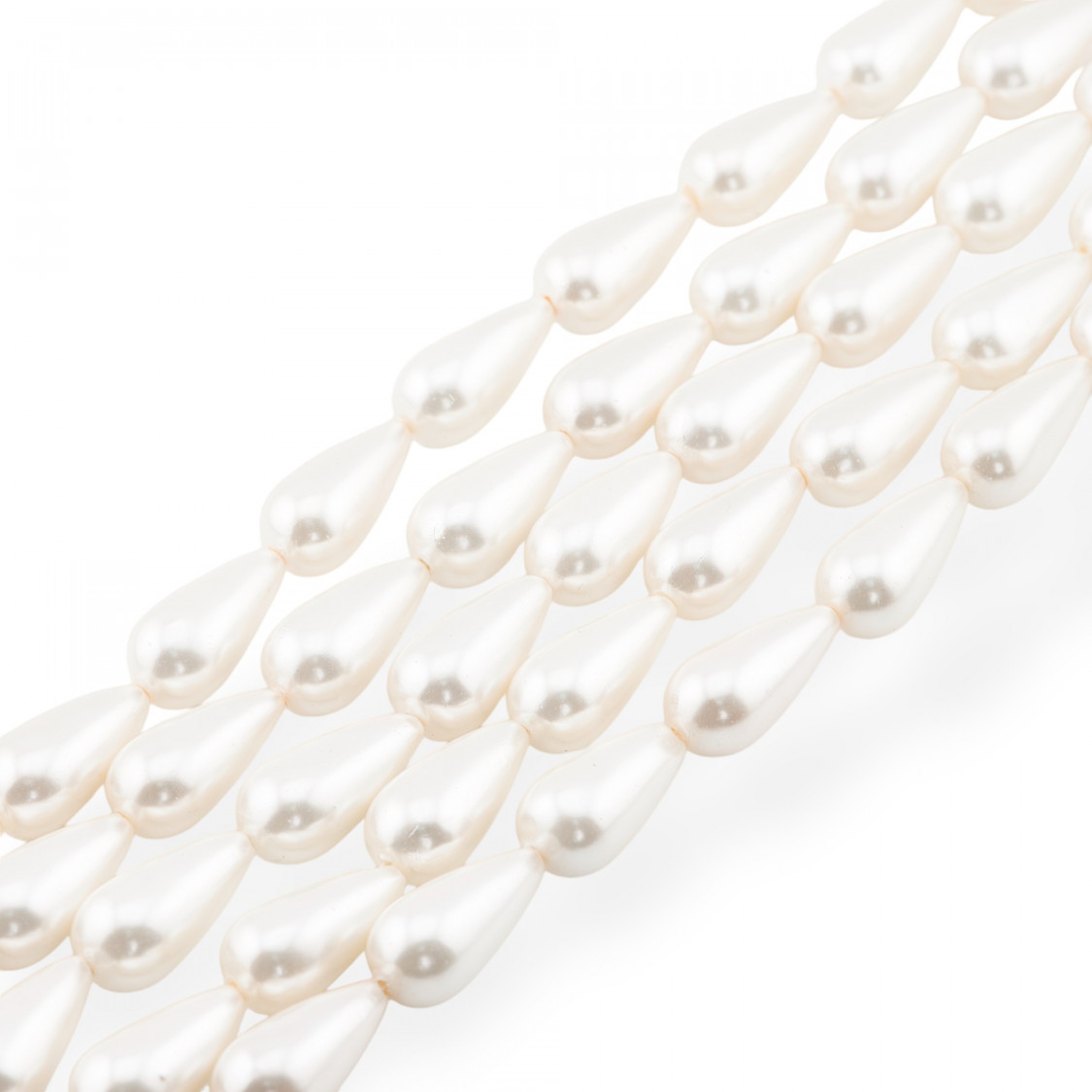 Tropfen aus weißen Mallorca-Perlen, 10 x 20 mm-WEISSE PERLEN | Worldofjewel.com