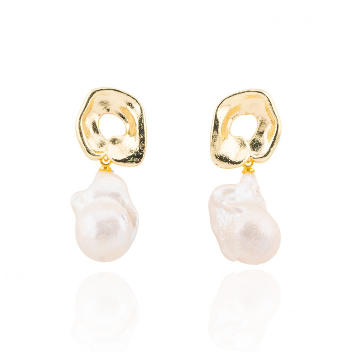 Orecchini A Perno Di Bronzo Irregolare Forato Con Perle Di Fiume Barocche A Goccia 15x38mm-ORECCHINI MADE WITH STYLE | Worldofjewel.com