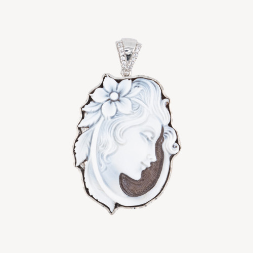 PENDANTS AND PENDANTS | Worldofjewel.com