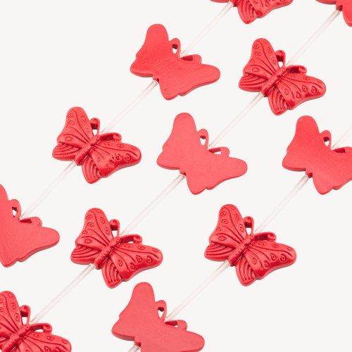 Cuentas de resina de mariposa (28 x 18 mm, 11 unidades), grabadas en una sola cara, color rojo