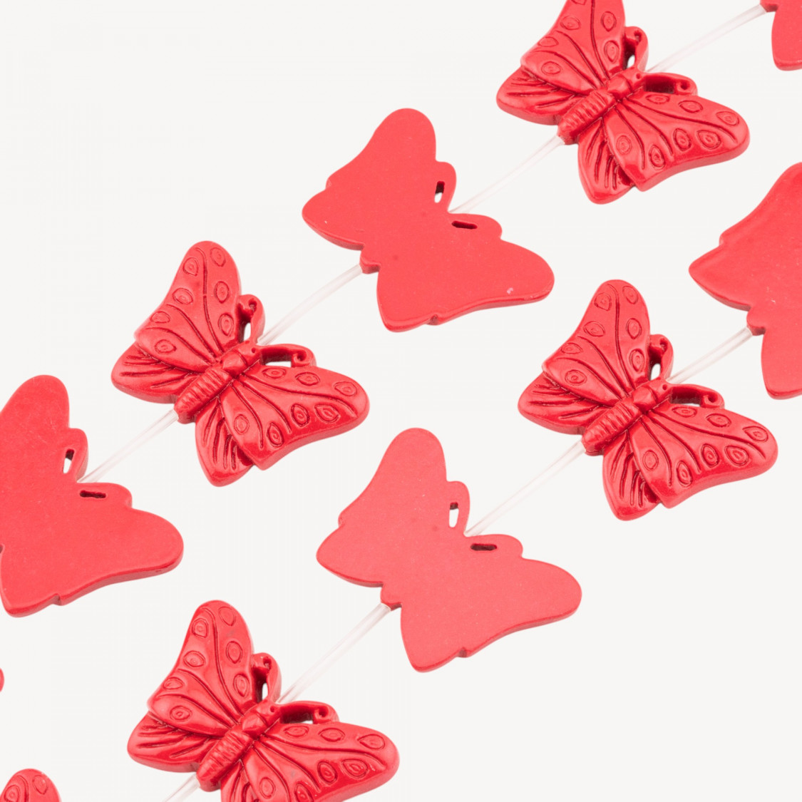 Fili di Perline In Resina A Forma di Farfalla 40x27mm 11pz Incisione Solo Fronte Rosso-PERLINE IN RESINA | Worldofjewel.com