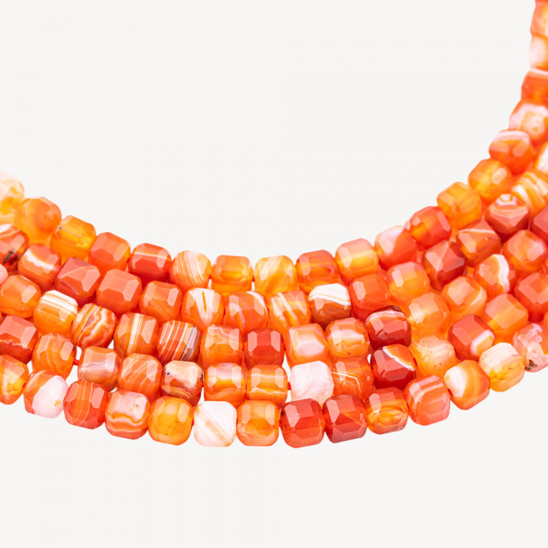 Corniola Striata Taglio Rigido Cubo Sfaccettato 6mm-CARNELIAN RAYÉ | Worldofjewel.com