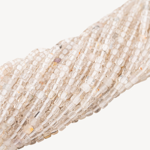 Rohe Bergkristallwürfel, facettiert, 3,5 mm