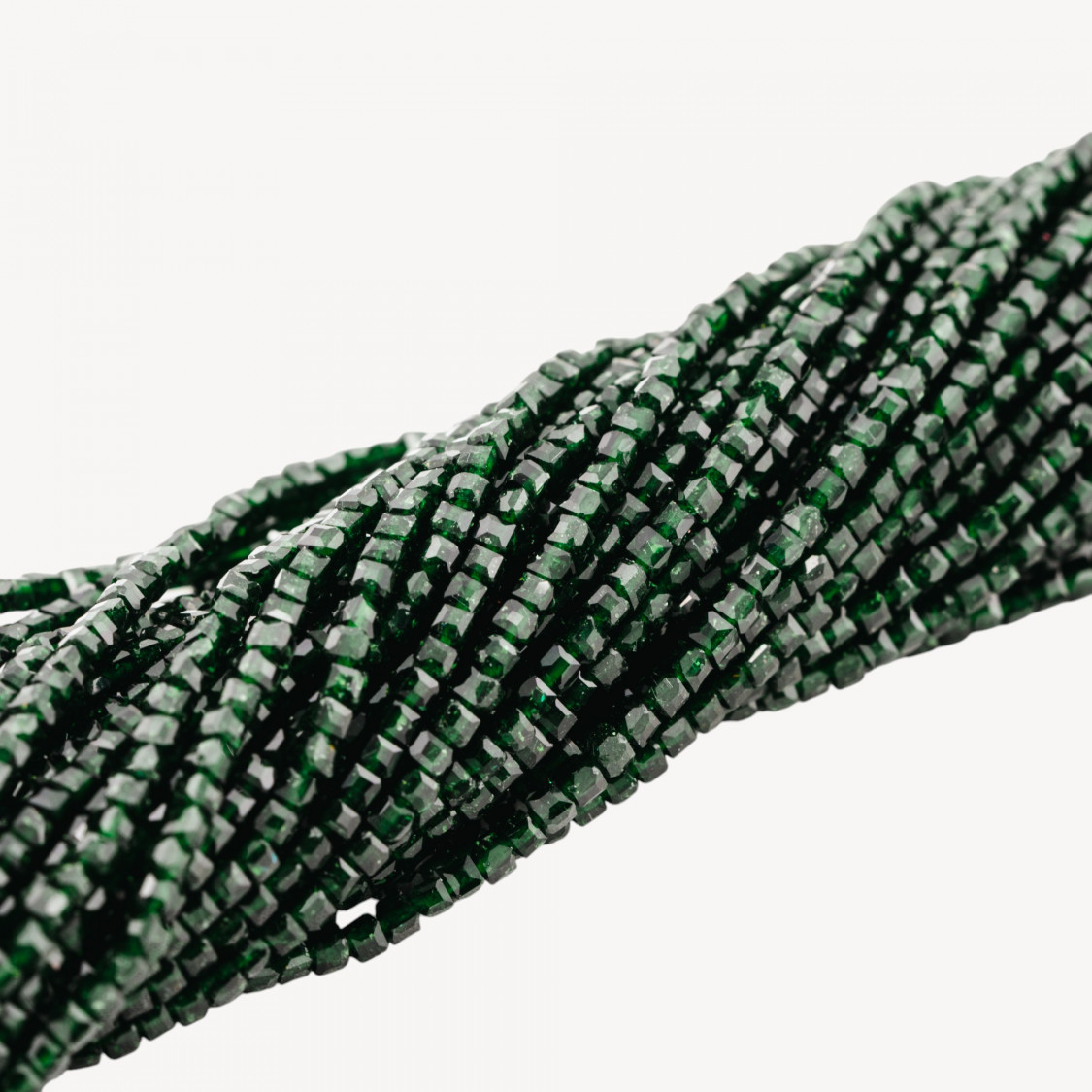 Zirconi Cubi Taglio Rigido 2,5mm Verde Shiny-VERDE | Worldofjewel.com