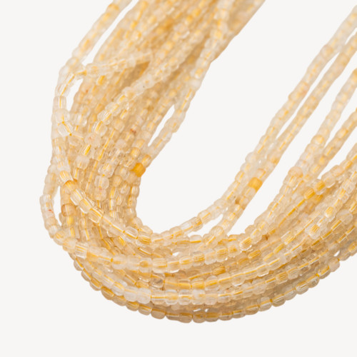 Rutilquarzwürfel, hartgeschliffen, facettiert, 2,5 mm