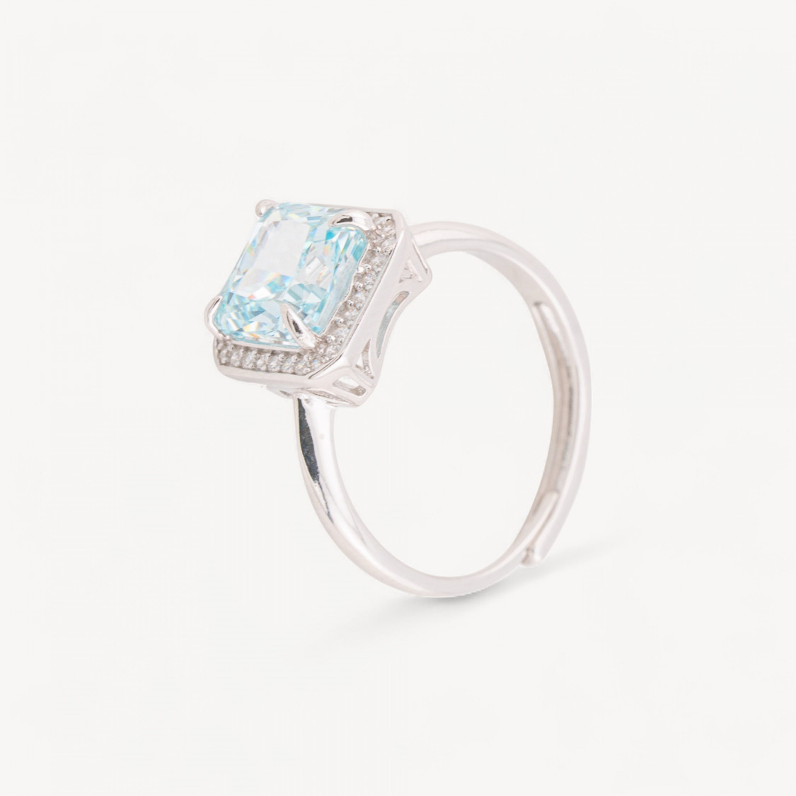 Anello In Argento Con Corindone Blu-Halblochperlen | Worldofjewel.com