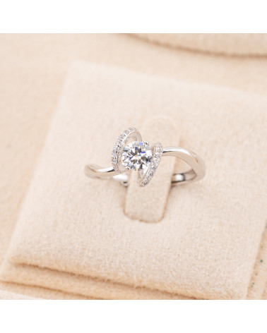 Anello In Argento 925 Con Moissanite-ANELLI IN MOISSANITE E ARGENTO 925 | Worldofjewel.com