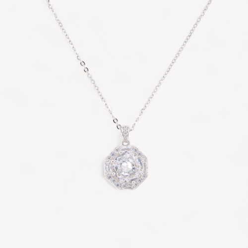 Collier pendentif en argent avec corindon