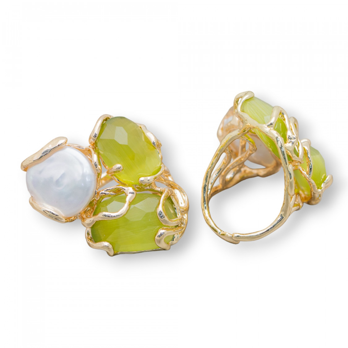 Anello Regolabile in Bronzo Dorato Collezione AURORA con Occhio Di Gatto Con Perle Di Fiume Verde Acido | Gioiello Artigianal-ANILLOS DE BRONCE Y OJO DE GATO | Worldofjewel.com
