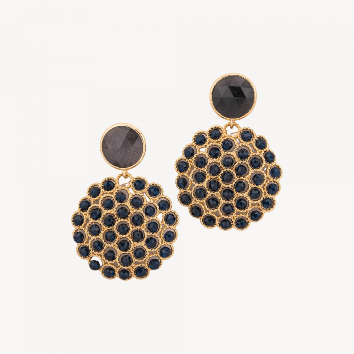 Boucles d'oreilles puces en bronze avec œil-de-chat et perles de pierre noire-BOUCLES D'OREILLES CONÇUES AVEC STYLE | Worldofjewel.com