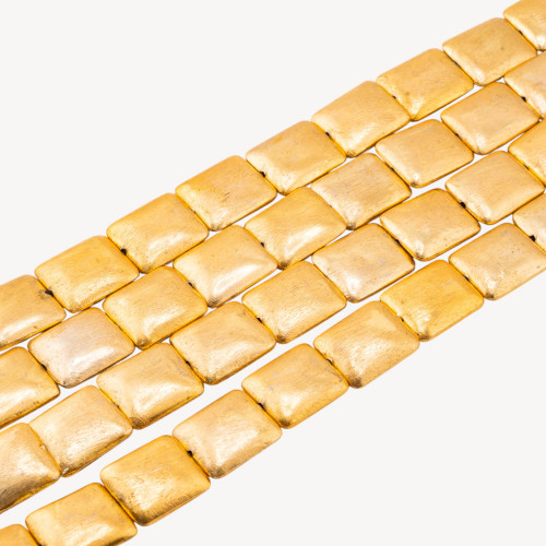 Perles en bronze brossé, rectangle biseauté doré 20x24mm