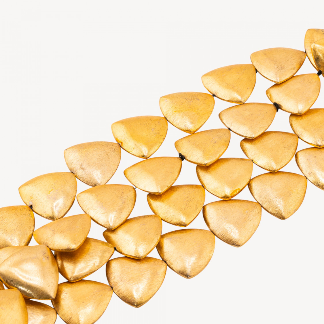 Perline Di Bronzo Spazzolato Dorato Triangolo Tondo 27mm-PERLES DORÉES | Worldofjewel.com