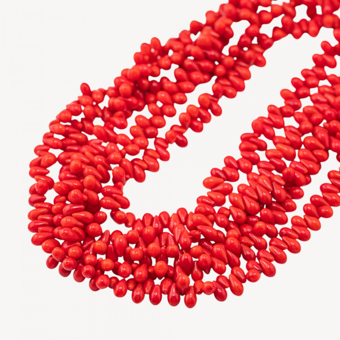 Gotas de coral bambú rojo con agujero lateral de 7 x 4 mm-CORAL BAMBÚ | Worldofjewel.com