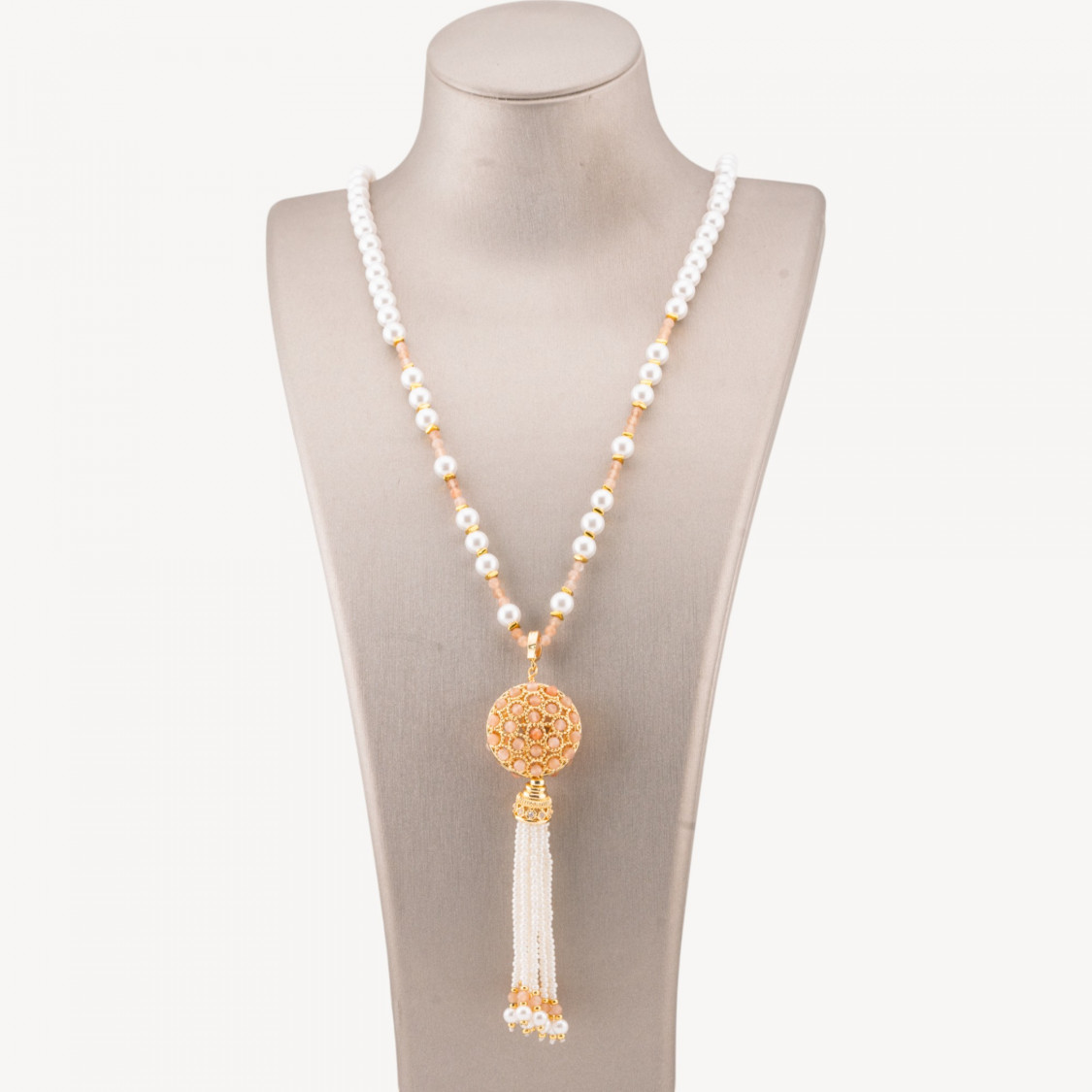 Collier en pierre semi-précieuse avec perle de Majorque, centre en filigrane de bronze et pompons, 90 cm, or et pierre de lune r-CONCEPTION ITALIE | Worldofjewel.com