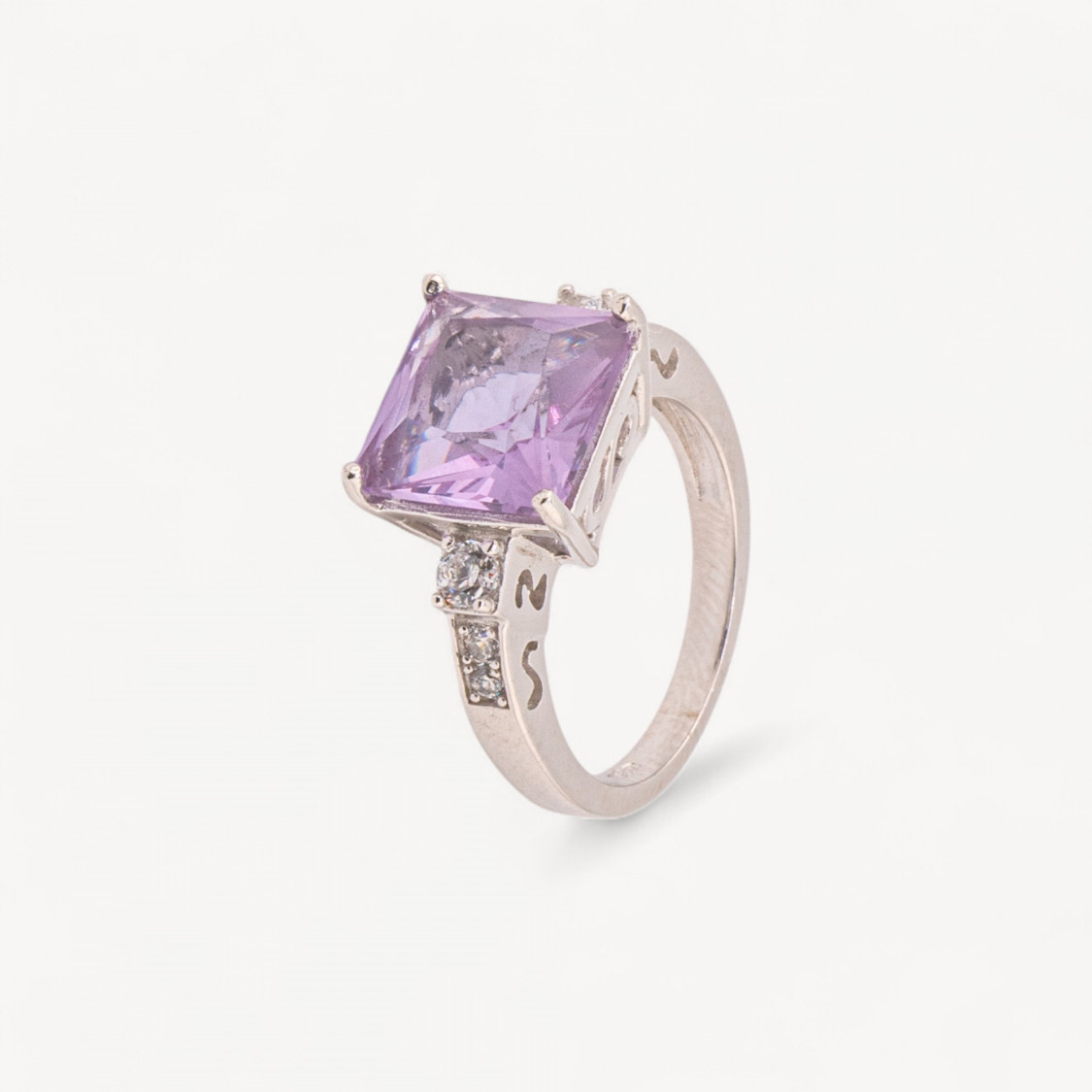 Anello Gioiello In Argento 925 Con Zirconi MOD.2742 10mm Viola-BAGUES EN ARGENT 925 | Worldofjewel.com