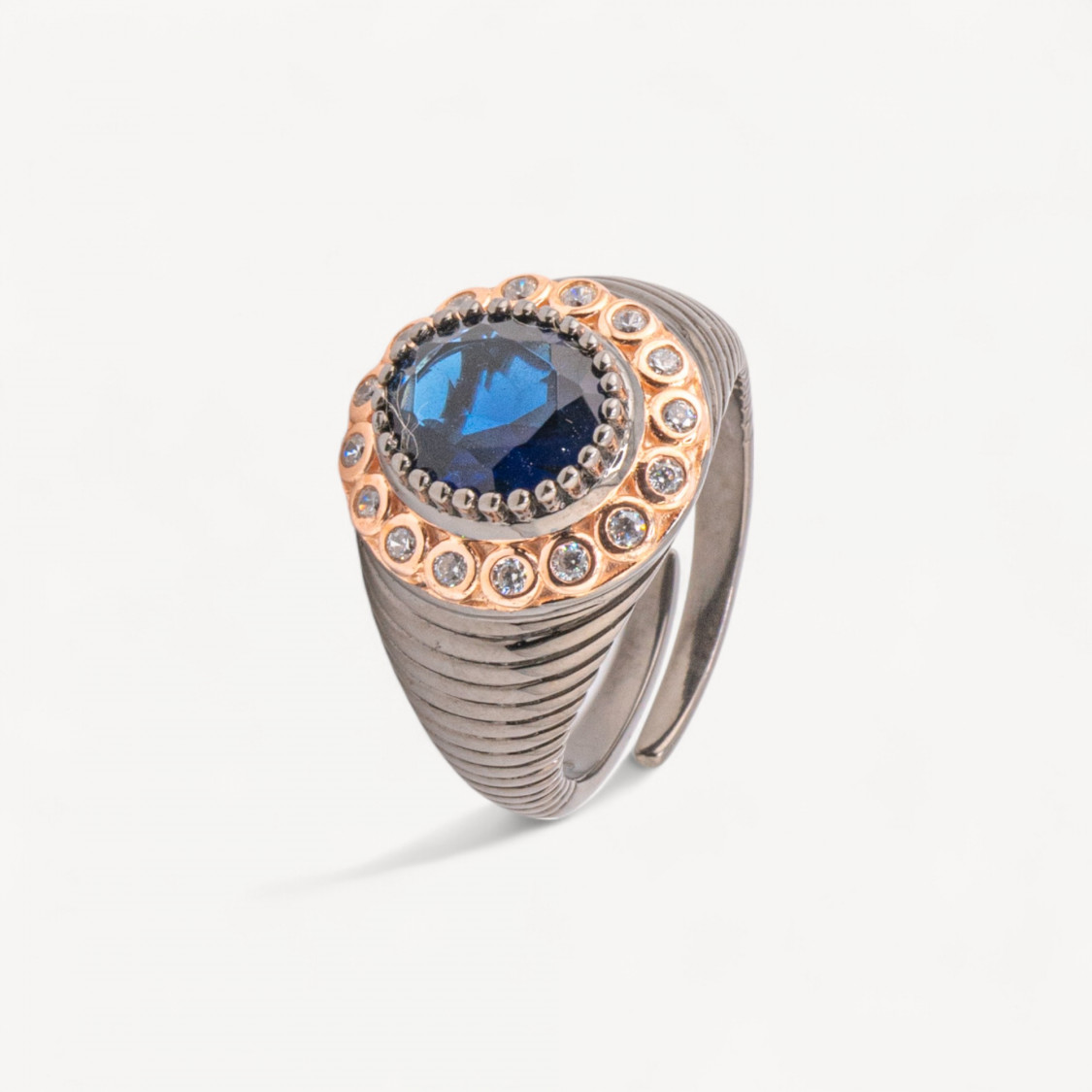 Anello Gioiello In Argento 925 Con Zirconi MOD.2742 16,3x22,7mm-ANELLI DI ARGENTO 925 | Worldofjewel.com