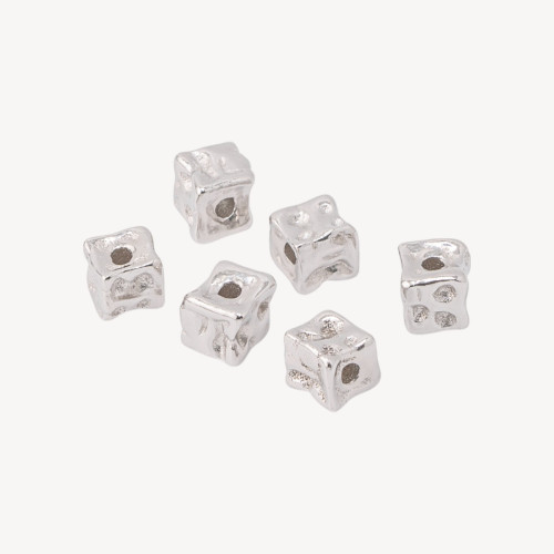 6 cuentas espaciadoras de cubo martilladas de plata de ley 925 chapadas en rodio