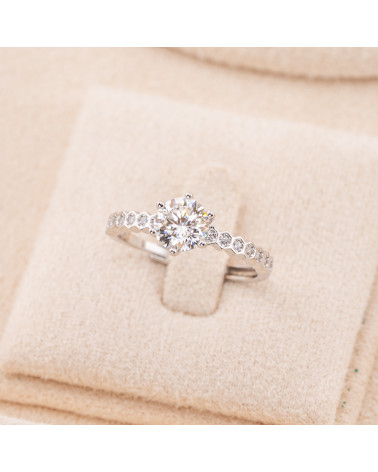 Anello In Argento 925 Con Moissanite MOD1449-ANELLI IN MOISSANITE E ARGENTO 925 | Worldofjewel.com