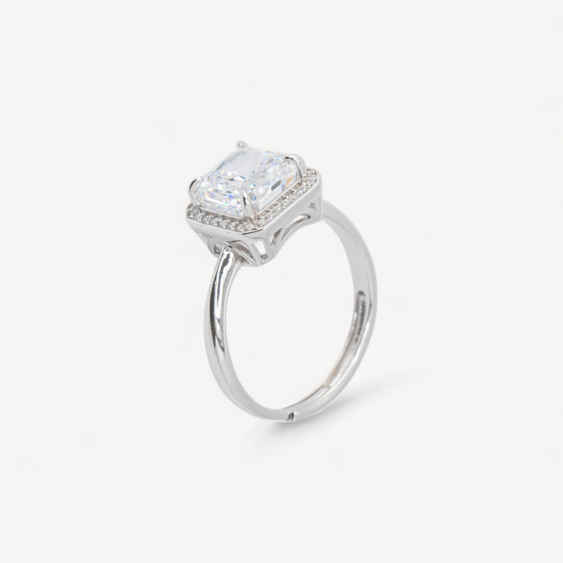Anello In Argento 925 Con Corindone MOD1496 Rodiato Bianco-ANELLI DI ARGENTO 925 | Worldofjewel.com