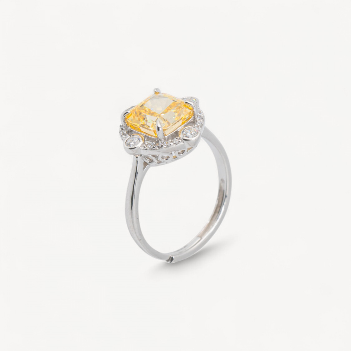 Anello In Argento 925 Con Corindone MOD1503 Rodiato Giallo-ANELLI DI ARGENTO 925 | Worldofjewel.com