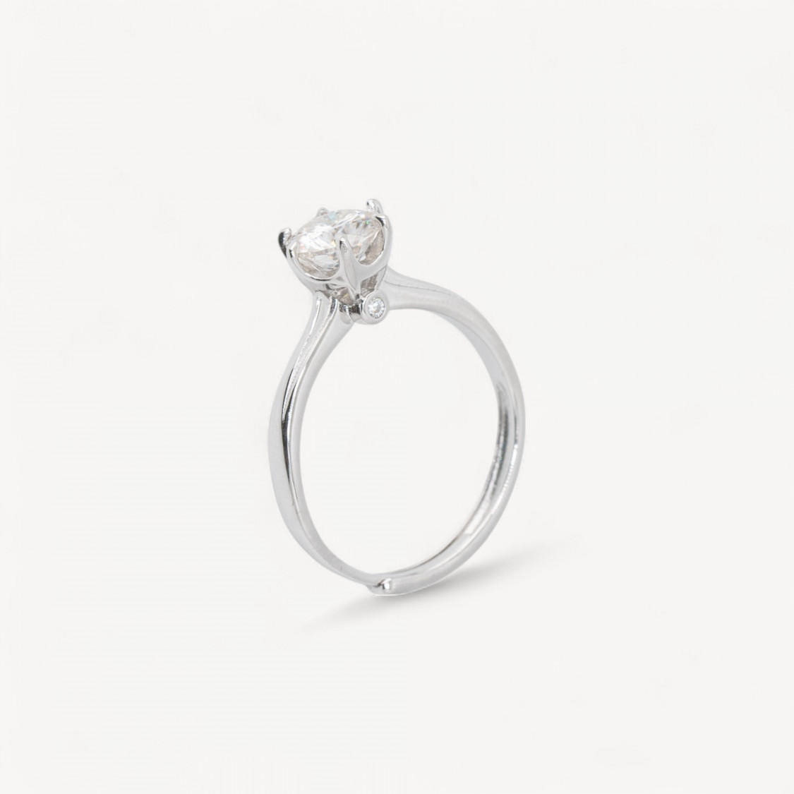 Anello In Argento 925 Con Moissanite MOD1435 Rodiato-ANELLI DI ARGENTO 925 | Worldofjewel.com