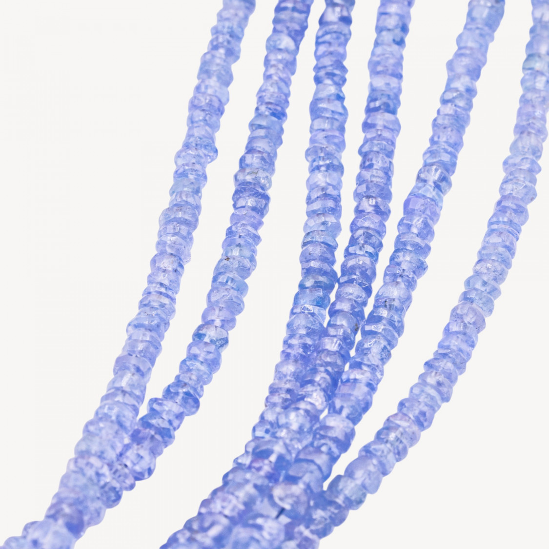 Rondelles facetados de tanzanita de 3-4 mm-PIEDRAS PRECIOSAS Y SEMIPRECIOSAS | Worldofjewel.com