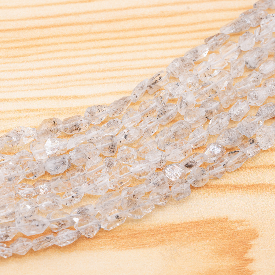 Diamante Sintetico Scaglie Colore Medio-PIETRE PREZIOSE E SEMIPREZIOSE | Worldofjewel.com