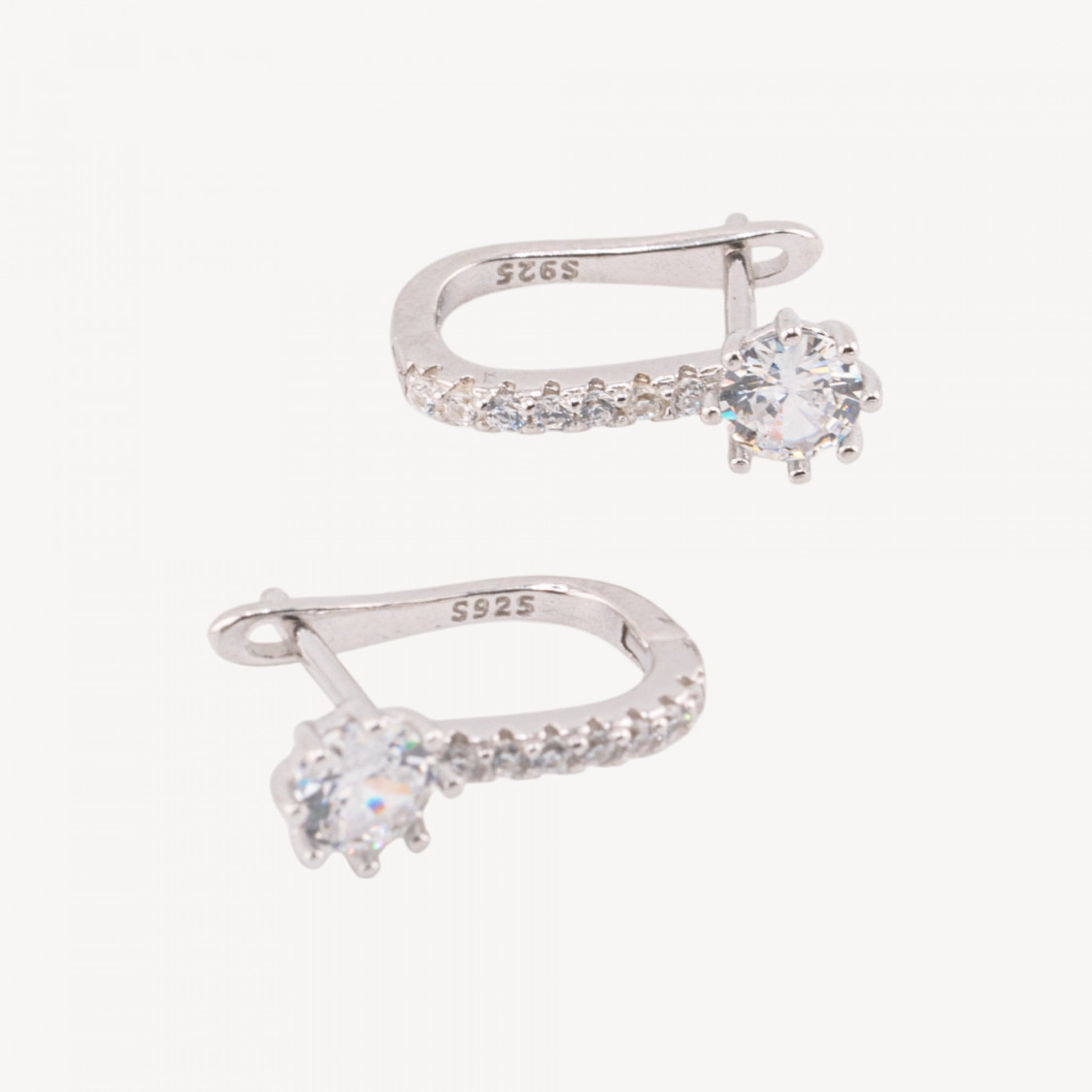 Base Per Orecchini Di Argento 925 Con Monachella Chiusa e Zirconi 6x17mm 3 Paia Rodiato-925 Silber Ohrringbasen | Worldofjewel.com