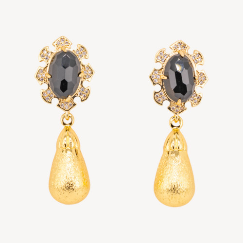 Bronzene Schmuckohrringe mit Edelsteinbesatz und goldenen Onyx-Tropfen