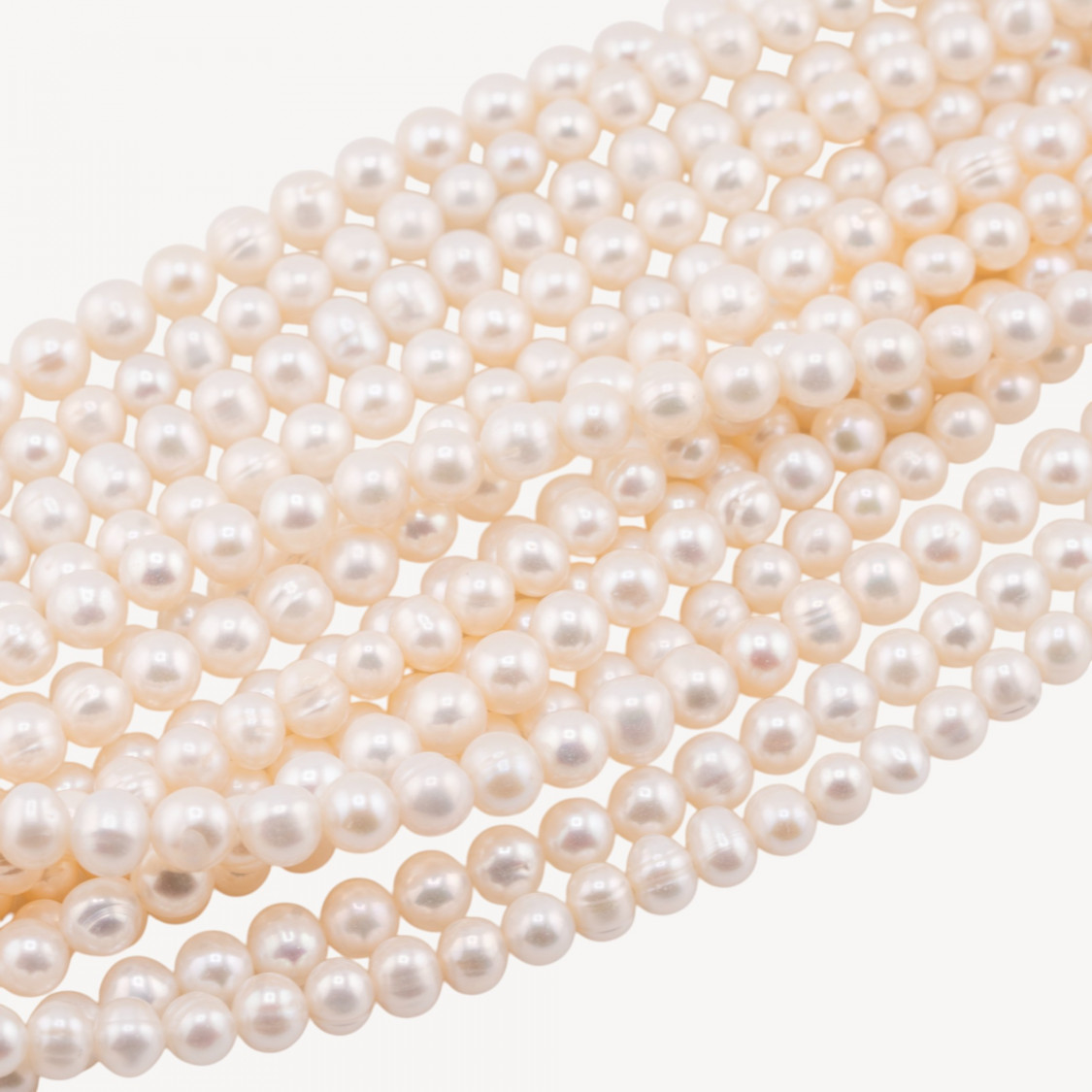 Perle Di Fiume Microperle Semiround A+ 4,5-5,5mm Bianco-MICROPERLAS NATURALES DE RÍO DE AGUA DULCE | Worldofjewel.com
