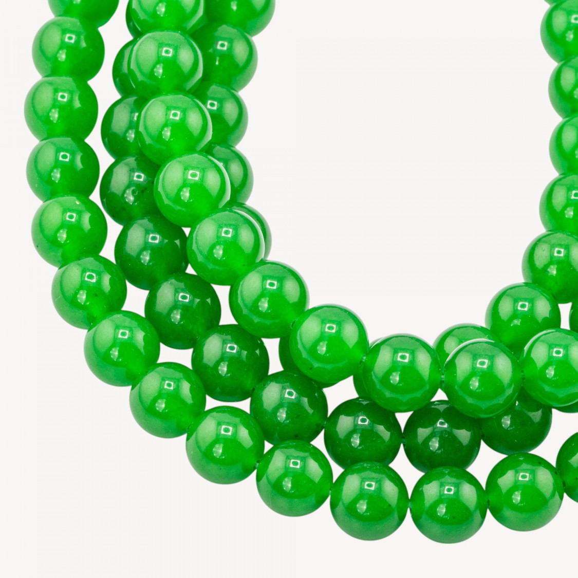 Giada Ghiaccio (Icy Jade) Verde Medio Tondo Liscio 10mm-JADE DE GLACE | Worldofjewel.com