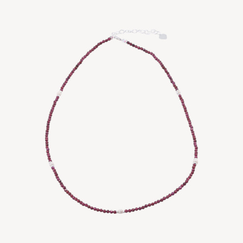 Collar con piedras semipreciosas y perlas de río con cierre y cadena de bronce