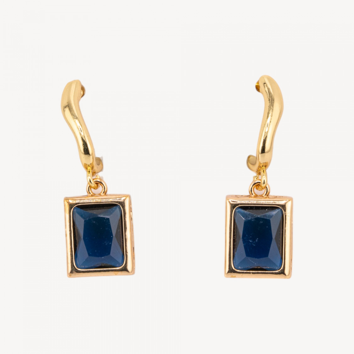 Orecchini A Perno Di Bronzo Con Cristalli Rettangolo Incastonato 10x30mm Dorato Blu Zaffiro-ORECCHINI HOT PICKS | Worldofjewel.com