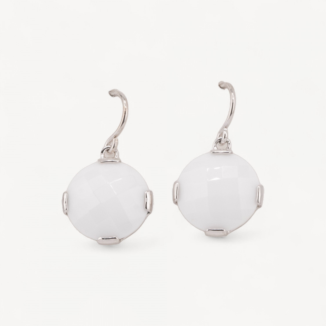 Orecchini A Monachella Di Argento 925 Con Agata Bianca Tondo Piatto 17x30mm-SILVER 925 DESIGN ITALY | Worldofjewel.com