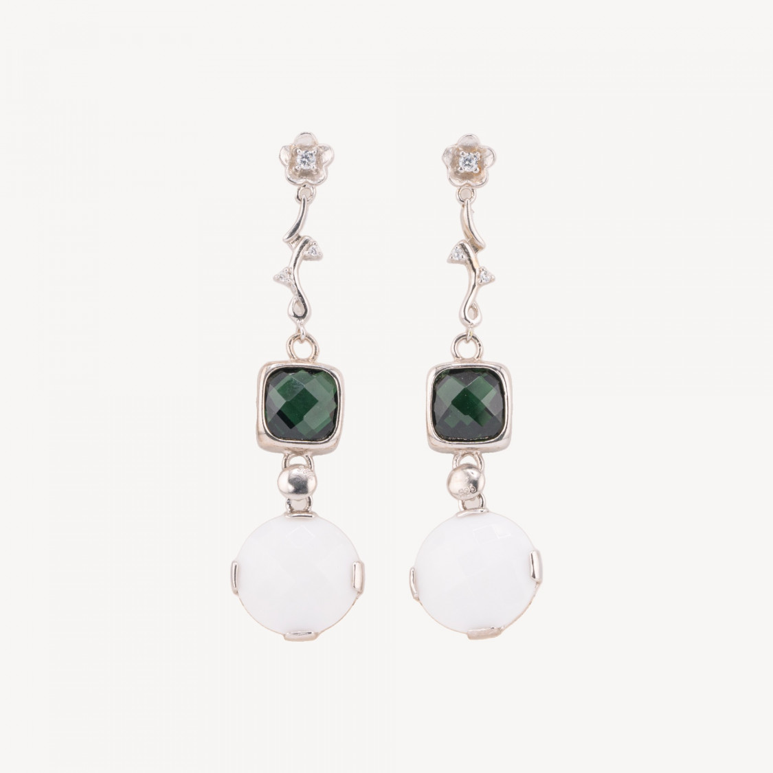 Boucles d'oreilles puces en argent 925, motif branche, ornées de zirconiums cubiques et d'agate verte, 17 x 65 mm-ARGENT 925 DESIGN ITALIE | Worldofjewel.com