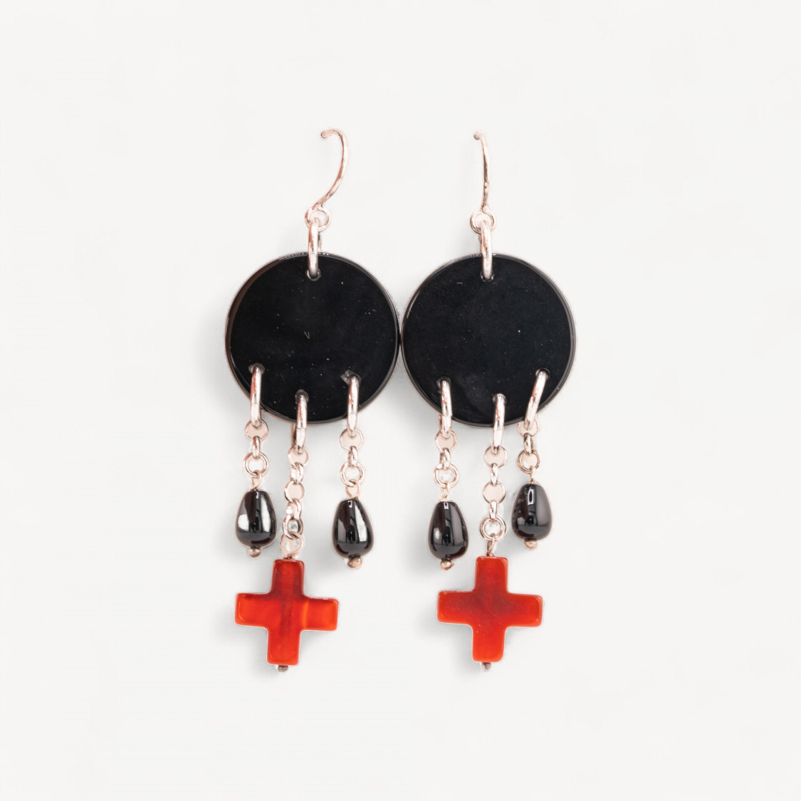 Orecchini A Monachella Di Argento 925 Con Piastre Di Agata Nera E Croce Di Corniola Rossa 25x70mm-ARGENTO 925 DESIGN ITALY | Worldofjewel.com