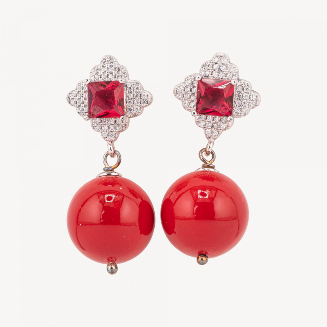 Orecchini Di Argento 925 A Perno Con Zirconi E Perle Di Maiorca Tondo 14x35mm Rosso-ARGENTO 925 DESIGN ITALY | Worldofjewel.com