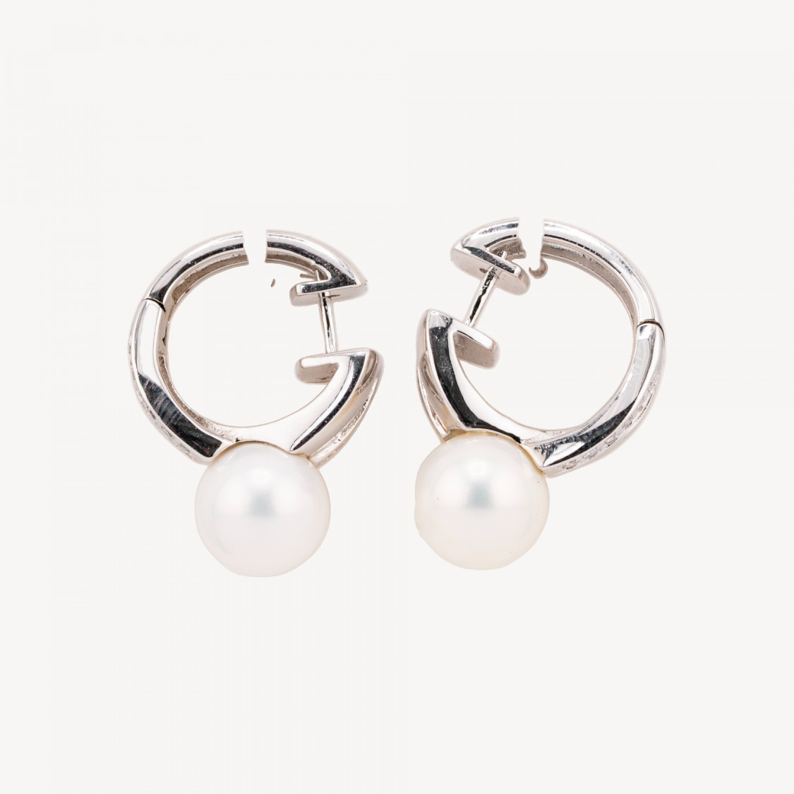 Orecchini Perno Chiuso Di Argento 925 Con Perle Di Maiorca e Zirconi 8x27mmm-ARGENTO 925 DESIGN ITALY | Worldofjewel.com