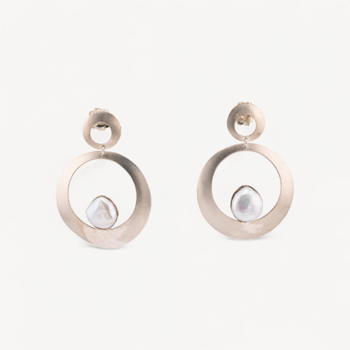 Orecchini Di Argento 925 Made in ITALY Con Perle Di Fiume Tondo Rodiato-ARGENT 925 DESIGN ITALIE | Worldofjewel.com