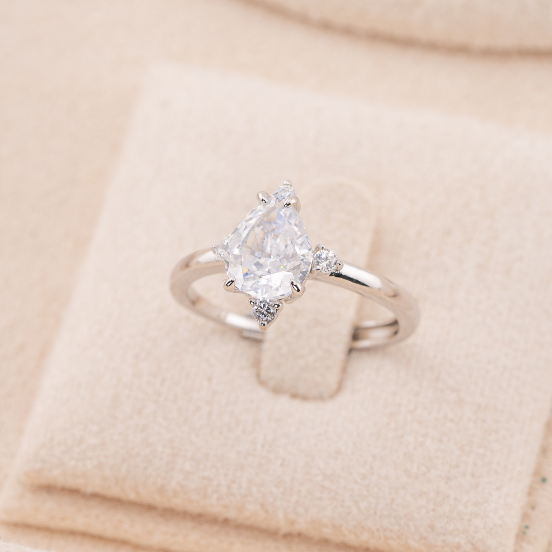 Adjustable 925 Silver Jewel Ring with Rhodium-Plated White Drop Synthetic Corundum JL200049-MOISSANITE AND 925 SILVER RINGS | Worldofjewel.com