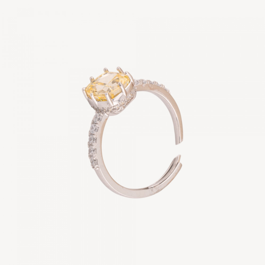 Anello Gioiello In Argento 925 Regolabile Con Corindone Sintetico Quadrato Giallo Rodiato YJ-0342-ΔΑΧΤΥΛΙΔΙΑ 925 ΑΣΗΜΙ | Worldofjewel.com
