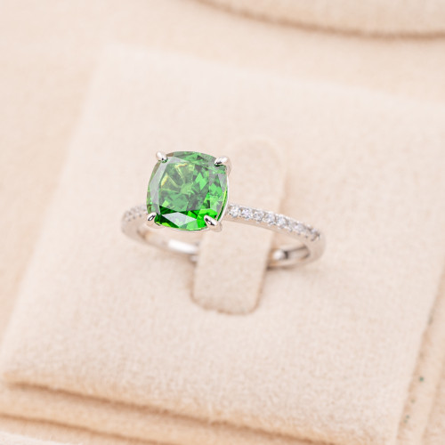 Anillo joya ajustable de plata 925 con corindón sintético cuadrado verde rodiado JL200046