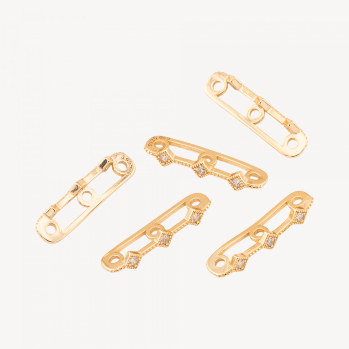 Entretoise multibrins en argent 925, barre à 3 brins avec zircone 20 x 3 mm, 10 pièces, plaquée or-PAVE' CONNECTEURS | Worldofjewel.com