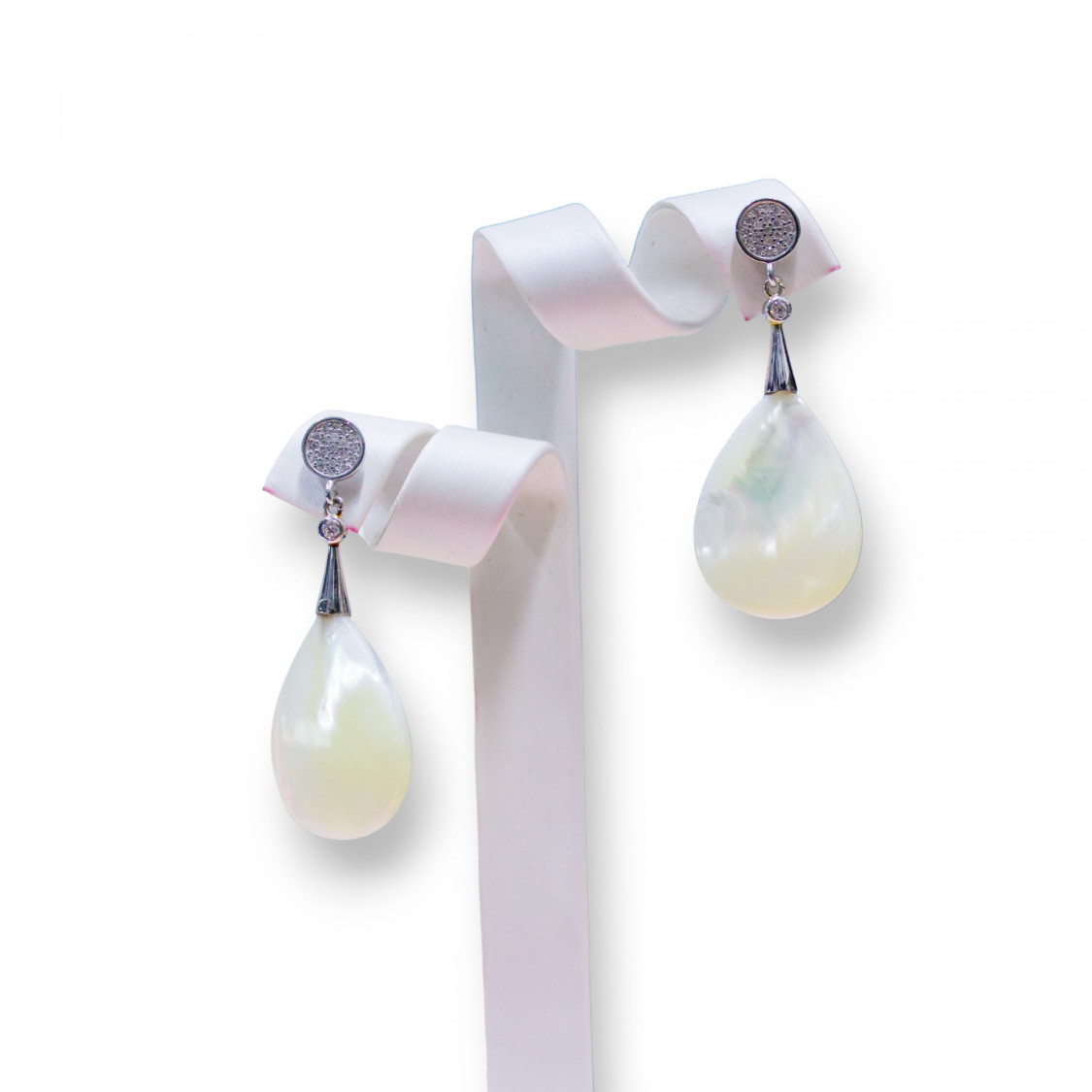 Orecchini A Perno Di Argento 925 E Gocce Piatte Di Madreperla Bianca-ORECCHINI MADE WITH STYLE | Worldofjewel.com